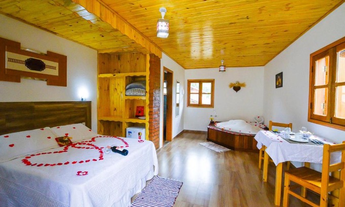 Monte Verde Hotel | Pousada Varanda Colibri