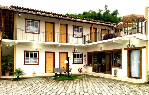 Tiradentes Hotel | Pousada Vovô Juca Tiradentes