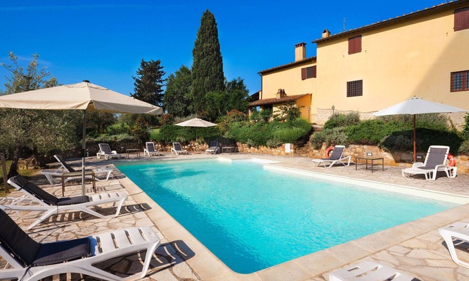 San Casciano in Val di Pesa Apartamento | Apartment en Mercatale con 1 habitaciones, capacidad 4