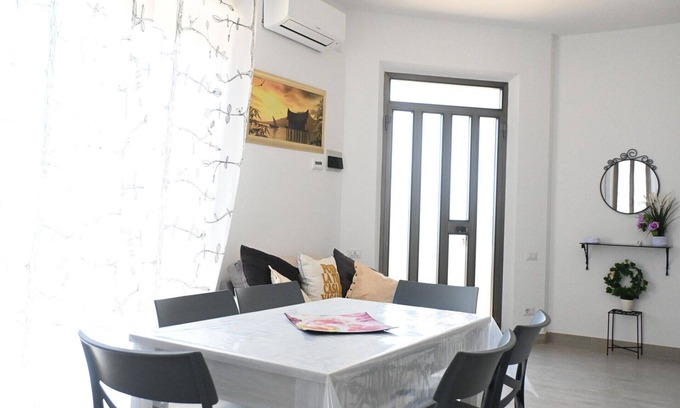 Porto Potenza Picena Apartamento | PP07 – Porto Potenza, Three-Room Apartment with Sea View and Air Conditioning