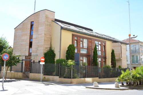 El Ensanche Zona Nuova Casa | PR Rosa Rosae