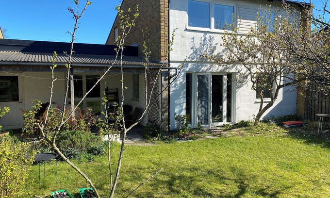 Vaster Casa | Practical and tasteful chain house in quiet area