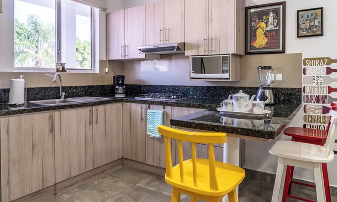 Barrio Urdesa Apartamento | PRAGA APARTMENTS