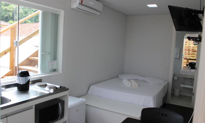 Sao Sebastiao Cabina | Praia Camburi - Studios Kuta