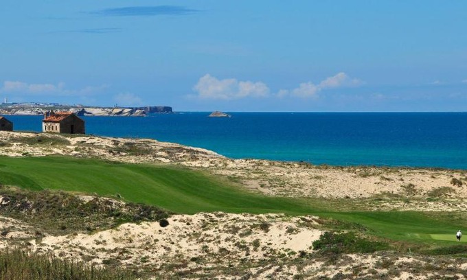 Praia del Rei Casa | Praia Del Rey ByThe Pools