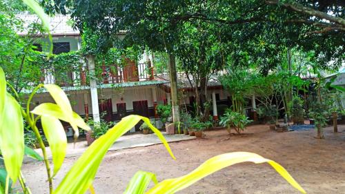 Habarana Hotel | Prasanna Hotel and Rest