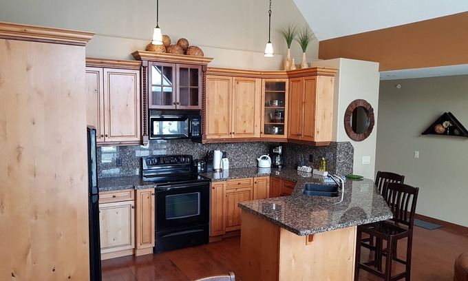 Canmore Hotel | PRC Annex - Pet Friendly