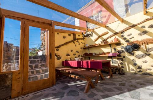 Isora Casa | Preciosa Casa en El Hierro con BBQ