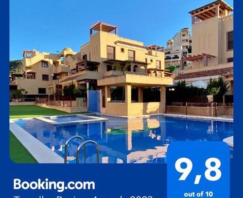 Los Geraeos Apartamento | Precioso ático con vistas al mar y la montaña