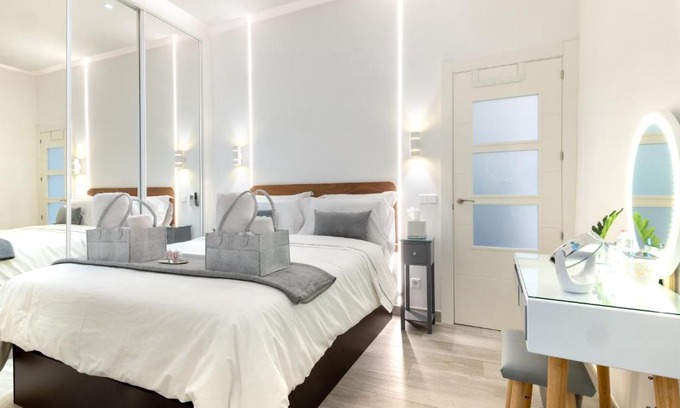 Huertas Apartamento | Precioso Apartamento cerca de la Puerta Del Sol