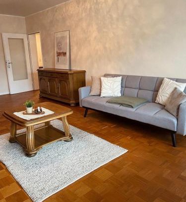 Haan Apartamento | Preiswerte Wohnung nahe Düsseldorf inklusive Stellplatz