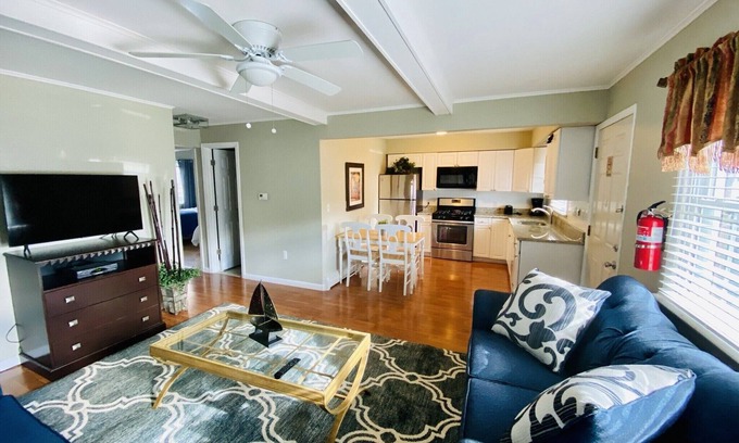Ortley Beach Casa | PREMIER HOST-2BR SEASIDE PARK SUITE#3, One Short Block to Beach, Kit, Liv Room