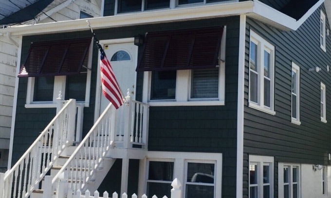 Ortley Beach Casa | PREMIER HOST-2BR SEASIDE PARK SUITE#57, One Short Block to Beach, Kit, Liv Room