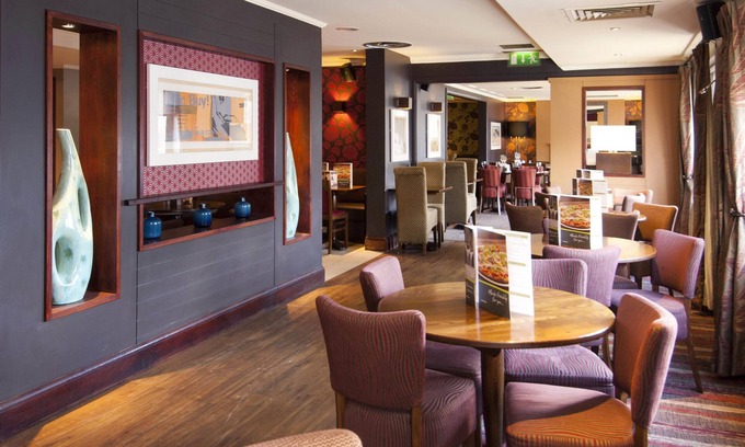 Southgate Hotel | Premier Inn Gatwick Crawley Town West