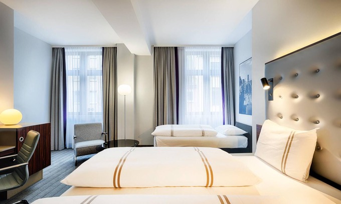 Altstadt-Nord Hotel | Premier Inn Köln City Mediapark