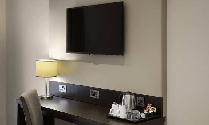 Borehamwood Hotel | Premier Inn London Elstree / Borehamwood