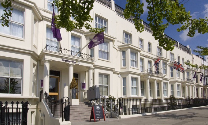 Abingdon Hotel | Premier Inn London Kensington - Olympia