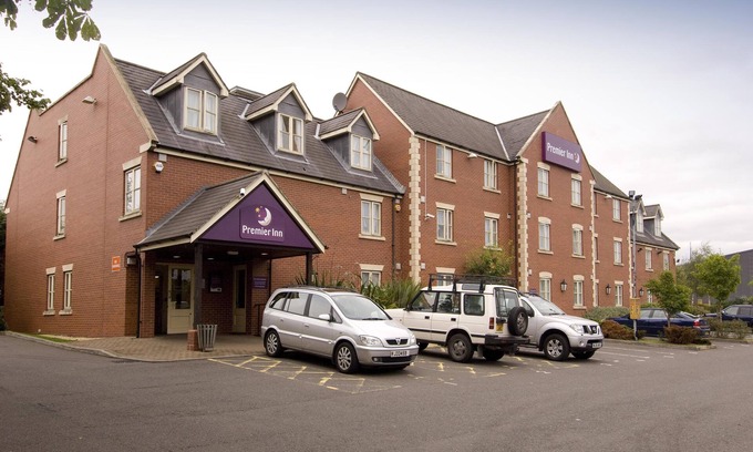 Arnold Hotel | Premier Inn Nottingham North - Daybrook