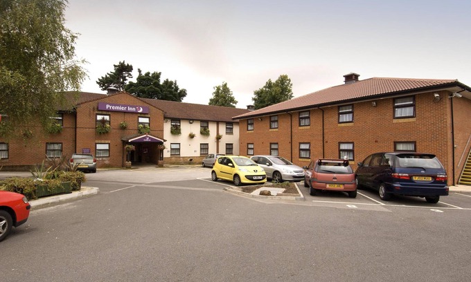 Wilford Hotel | Premier Inn Nottingham South