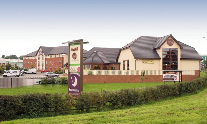 Stafford Hotel | Premier Inn Stafford North - Spitfire