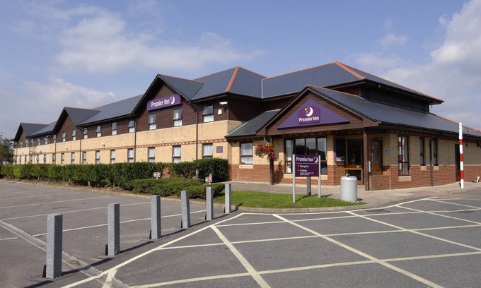 Weymouth Hotel | Premier Inn Weymouth Seafront