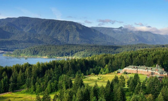 Stevenson Apartamento | Premier King Room with Fireplace and Forest Views