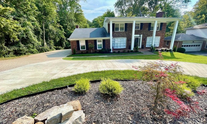 Buechel Casa | Premier location, fantastic classic home