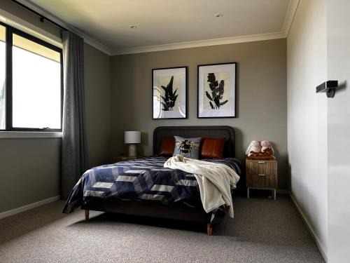 Mambourin Casa | Premier Room with own bathroom in the west of Melbourne
