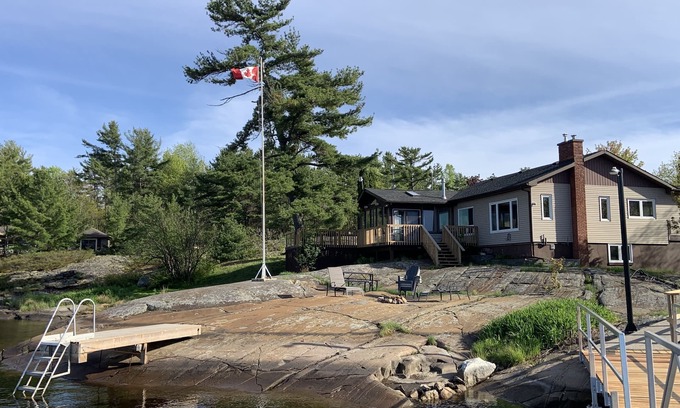 The Archipelago Casa | Premier Vacation Home en Pointe Au Baril On - Estación de Pointe Au Baril