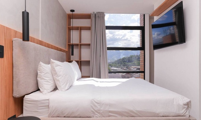 San Diego Apartamento | Premium 1BR El Poblado - Work, Relax, Repeat