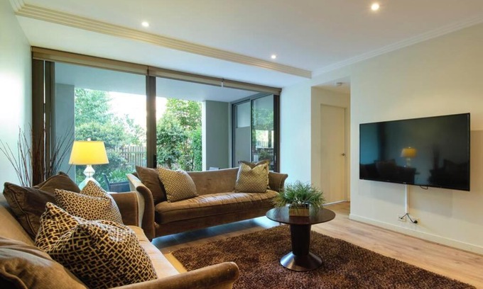 Warrawee Apartamento | Premium 2 Bedroom Garden Apartment