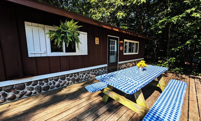 Phelps Chalet De Esquí | POV Resort Cabins - Retiro del tejón (2 hab.) - Unidad 8