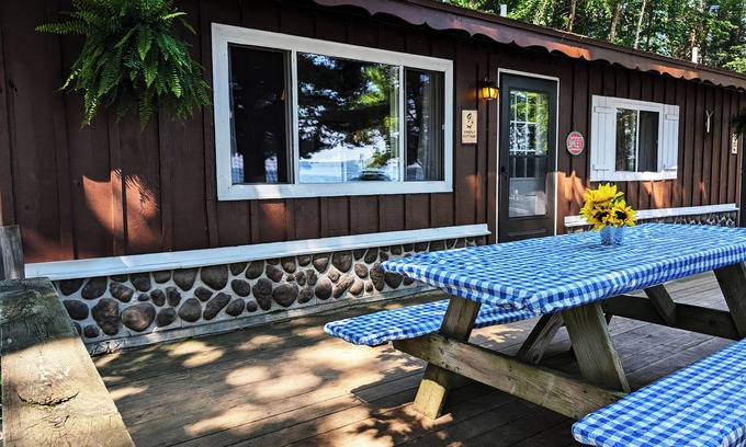 Phelps Chalet De Esquí | POV Resort Cabins - Firefly Cottage (2 hab) - Unidad 9