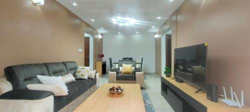 Yaounde Apartamento | Premium apart in city center with parking
