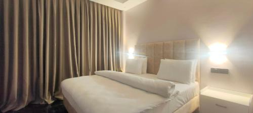 Yaounde Apartamento | Premium apart with rooftop pool