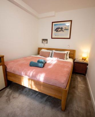 Castle Hill Apartamento | Premium Buda Hideaway-Private Apartment, Extra Location, WiFi & Aircon