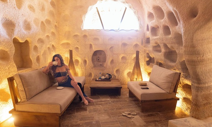 Uchisar Apartamento | Premium Cave with Private Underground Mystic Water Pool 204