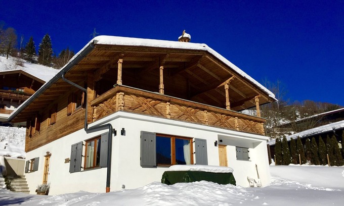 Kaprun Chalet De Esquí | Chalet premium con excelentes vistas a la montaña en medio de la zona de deportes de invierno de KAPRUN