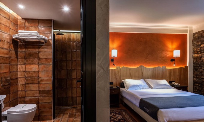 Naousa Cama Y Desayuno | Premium Double Retreat - Esperides Cozy Resort
