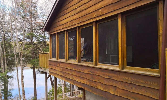 Seguin Cabina | Premium Four-Bedroom Cottage