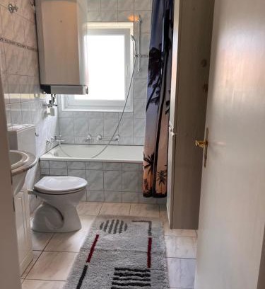 Rosenfeld Apartamento | Premium Handwerker- & Monteurzimmer mit Gemeinschaftsbad