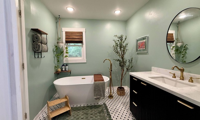 West Main HIll Casa | Premium Luxury furnished, 30 day min, avail. Oct 29