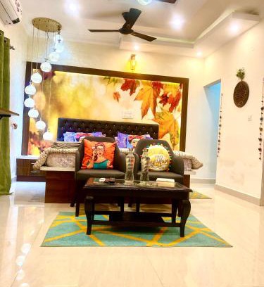 Bommasandra Casa | Premium Pent house with Hot bath Tub near ECity - Luxe KING size bed with Large Sitout area