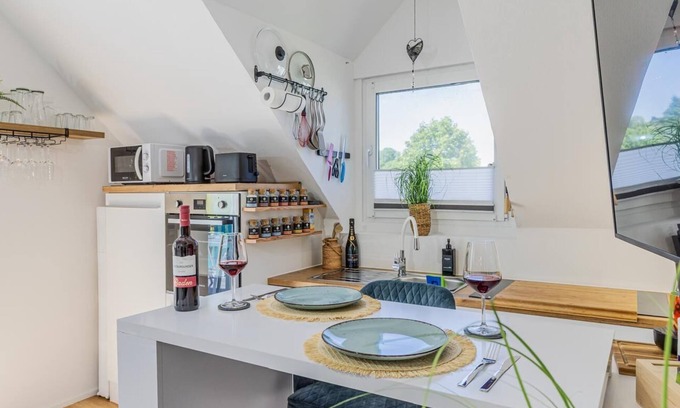 Neusatz Apartamento | Premium Suite - Forest view - Balcony - Black Forest