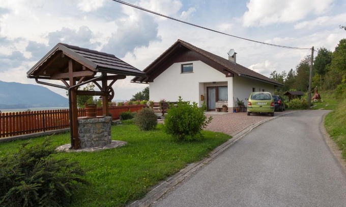 Gorenje Jezero Apartamento | Prenočišča Jezero