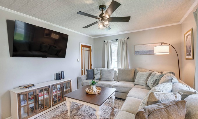 Presque Isle Casa | Presque Isle Home w/ Screened Porch Near River!