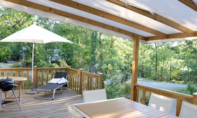 Saint-Privat-de-Champclos Cabaña | Casa de prestigio en una zona natural A04