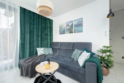 Male Ciche Apartamento | Prestiżowe Góralskie Apartamenty w Sercu Zakopanego & Parking by Noclegi Renters