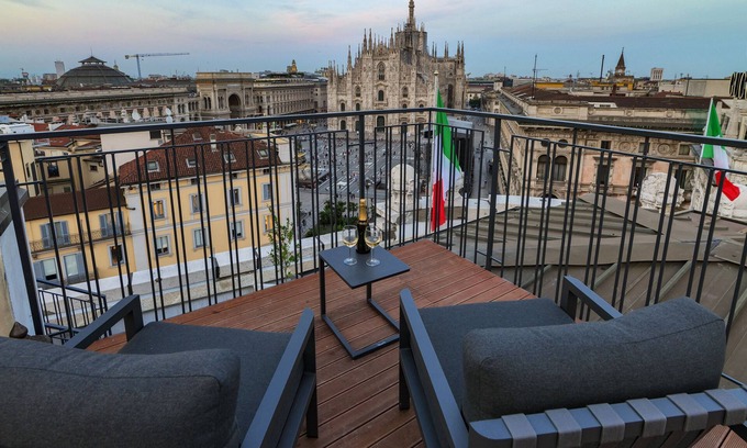 Centro Storico Apartamento | Prestige Boutique Homes Aparthotel Piazza Duomo View