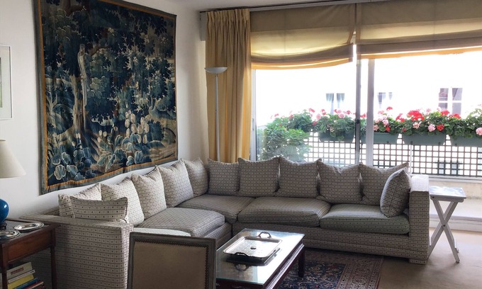 Neuilly-sur-Seine Apartamento | Apartamento tranquilo y lujoso, cerca de los Campos Elíseos